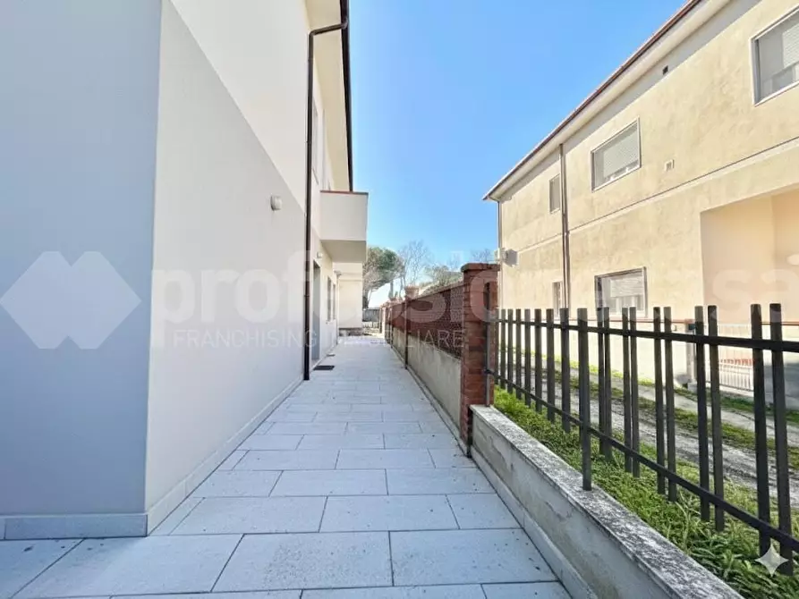 Immagine 9 di Appartamento in vendita  a Calcinaia