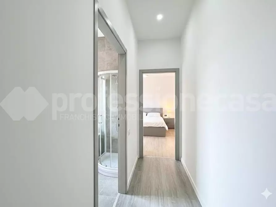 Immagine 16 di Appartamento in vendita  a Viareggio