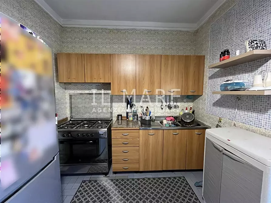 Immagine 4 di Appartamento in vendita  a Massa