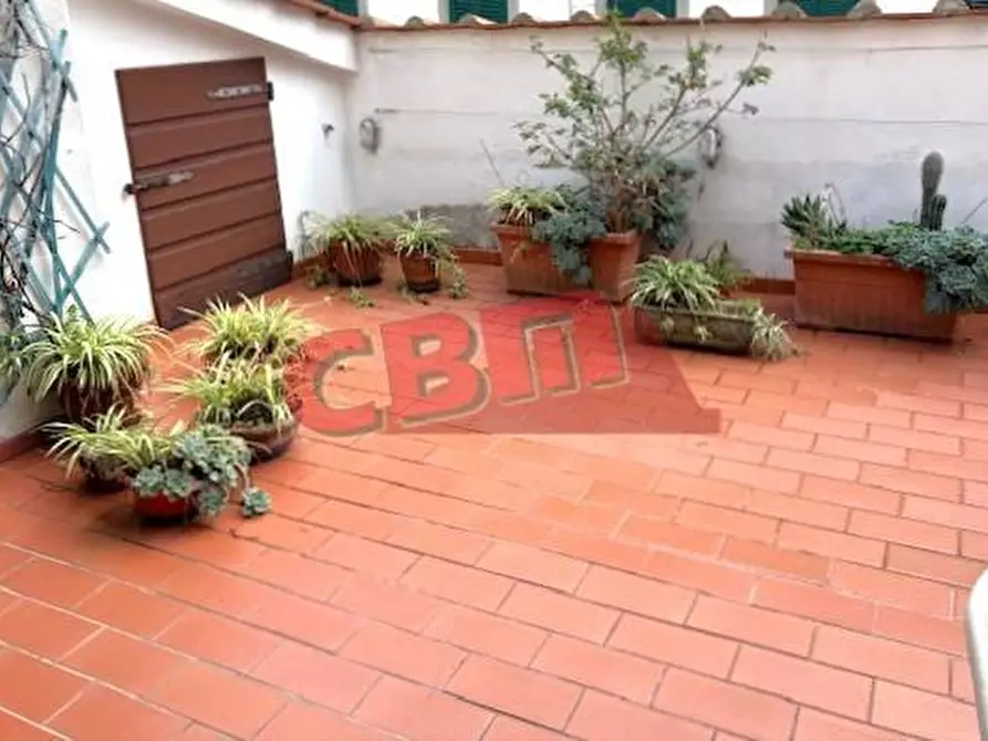 Immagine 2 di Appartamento in vendita  a Livorno