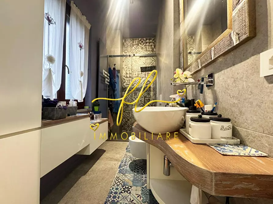 Immagine 15 di Appartamento in vendita  a Collesalvetti