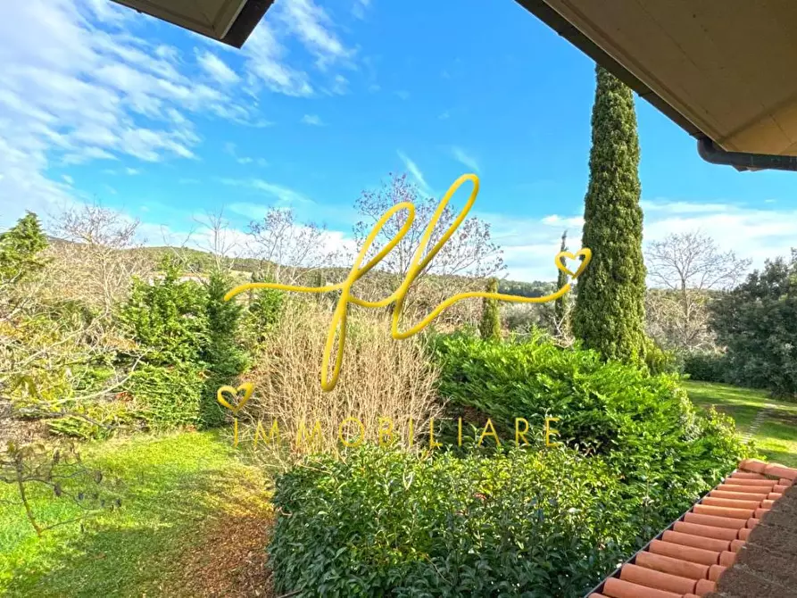 Immagine 29 di Villa in vendita  a Rosignano Marittimo