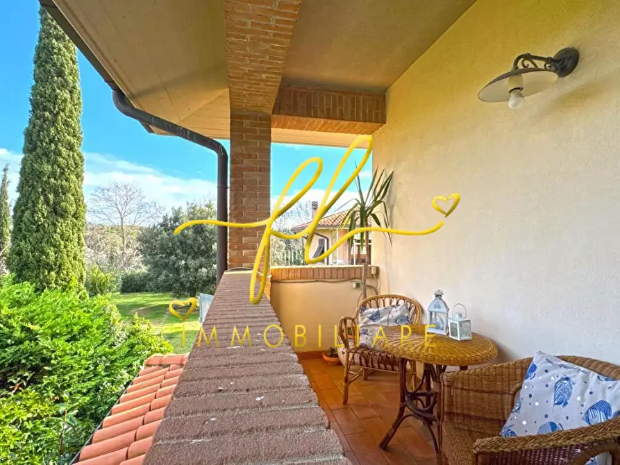 Immagine 18 di Villa in vendita  a Rosignano Marittimo