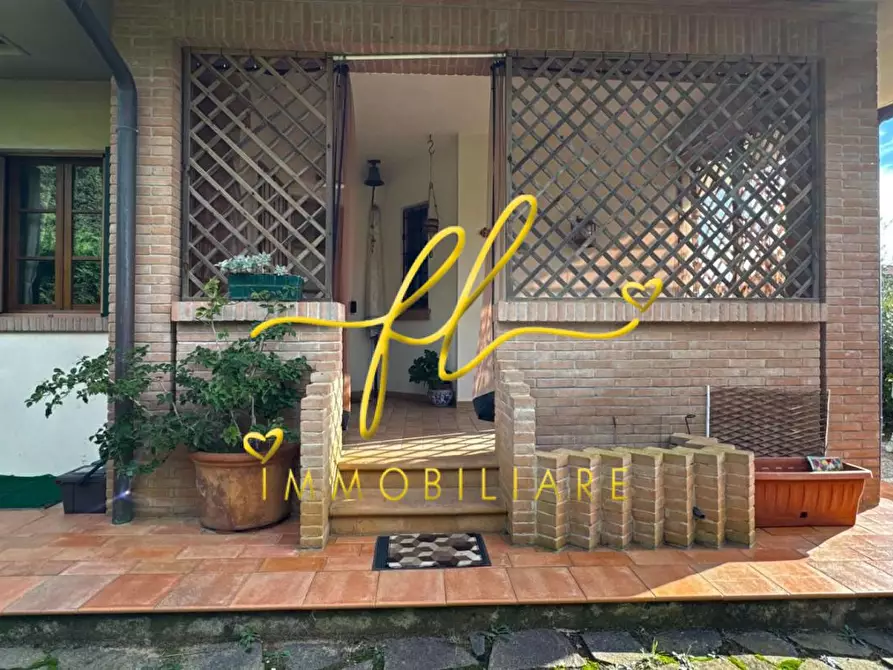 Immagine 39 di Villa in vendita  a Rosignano Marittimo