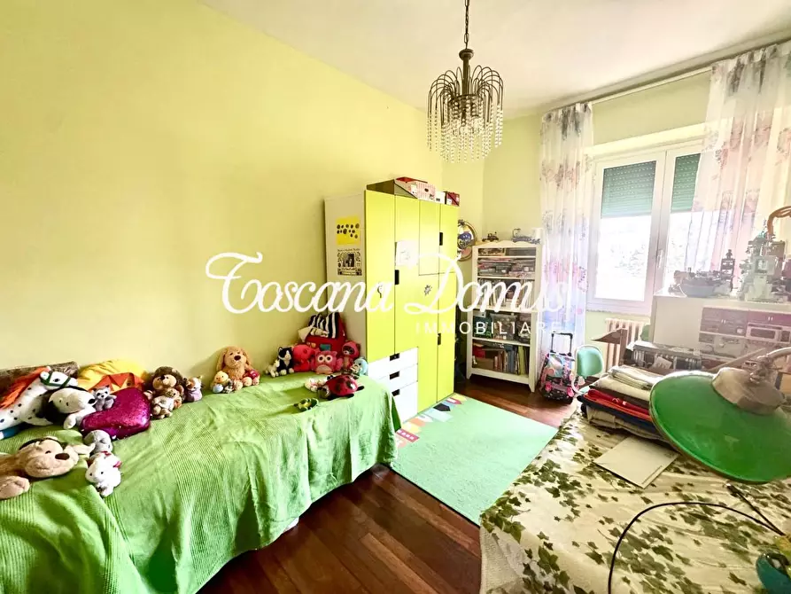 Immagine 21 di Appartamento in vendita  a Siena