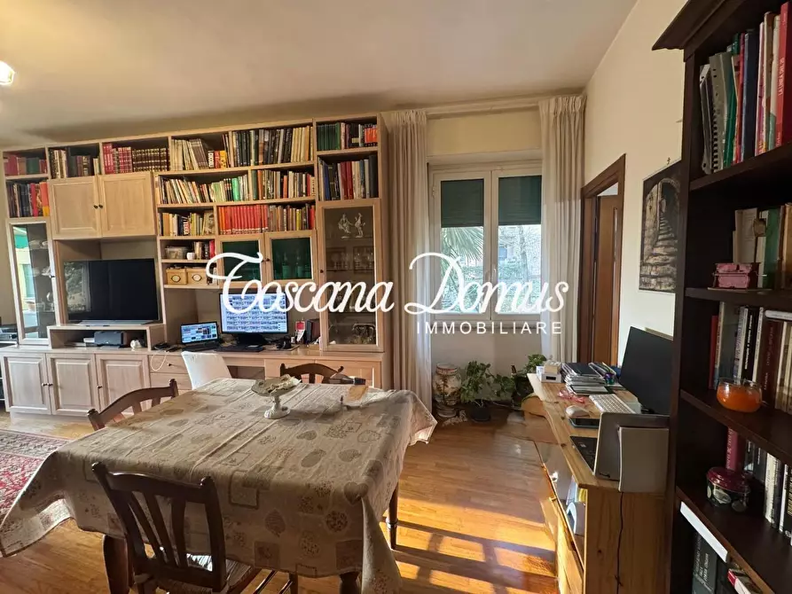 Immagine 6 di Appartamento in vendita  a Siena