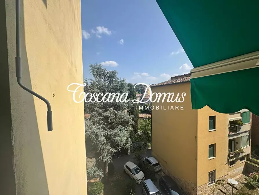 Immagine 14 di Appartamento in vendita  a Siena