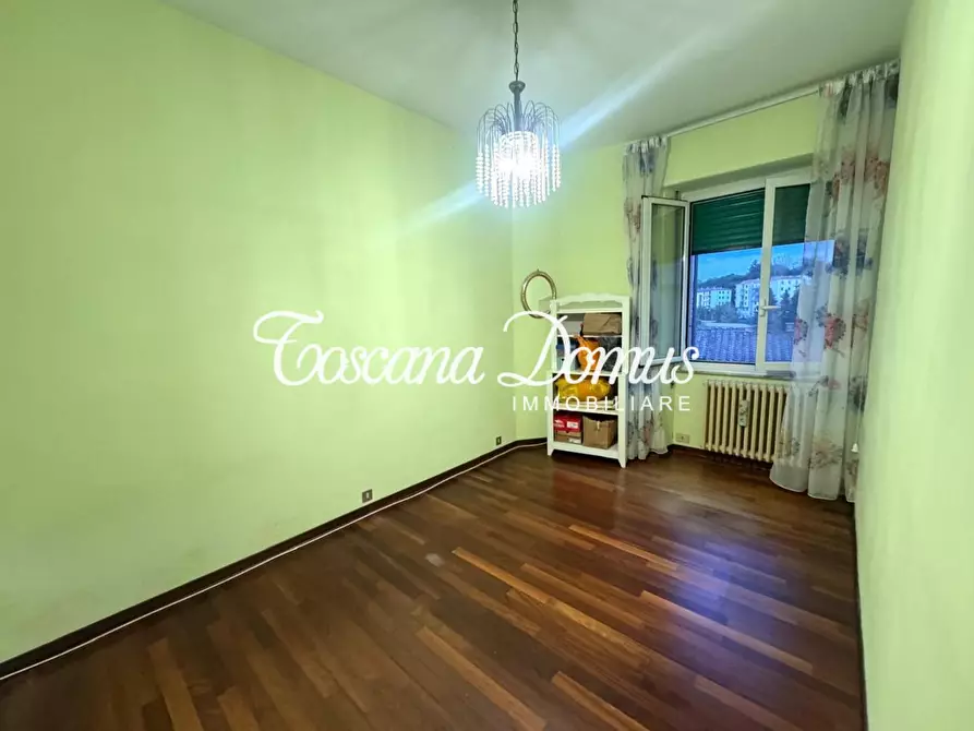Immagine 10 di Appartamento in vendita  a Siena