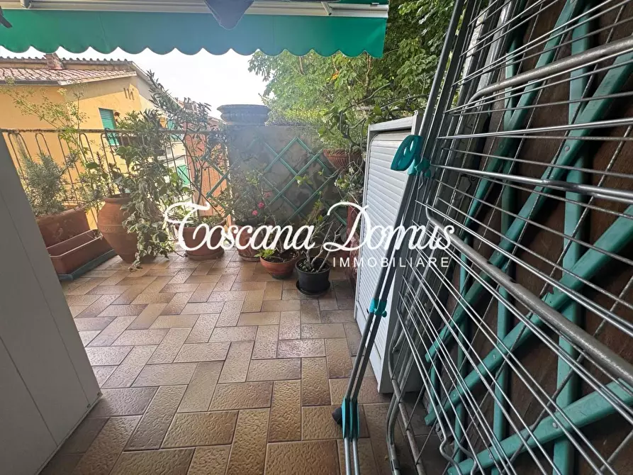 Immagine 15 di Appartamento in vendita  a Siena