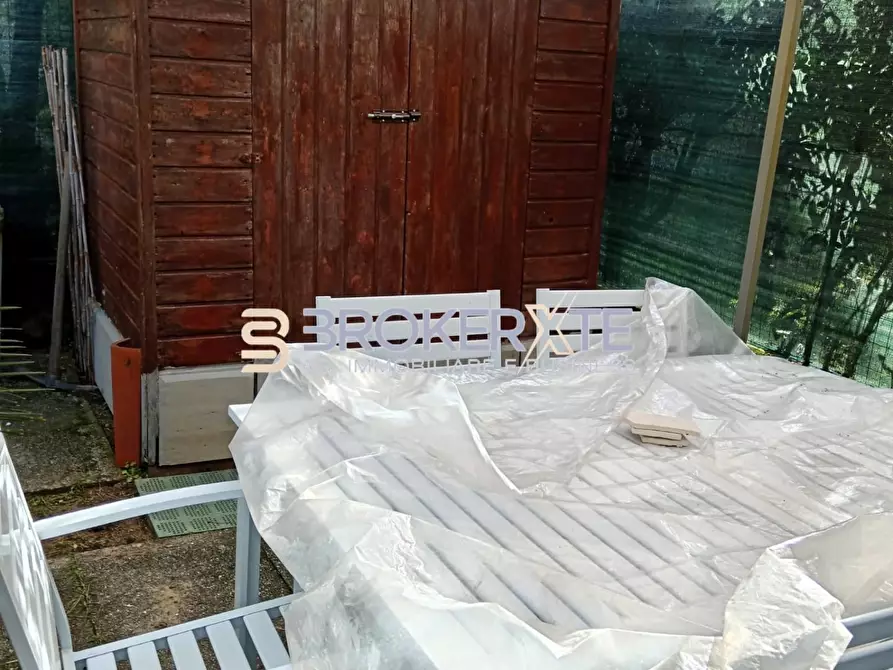 Immagine 5 di Appartamento in vendita  a Massa