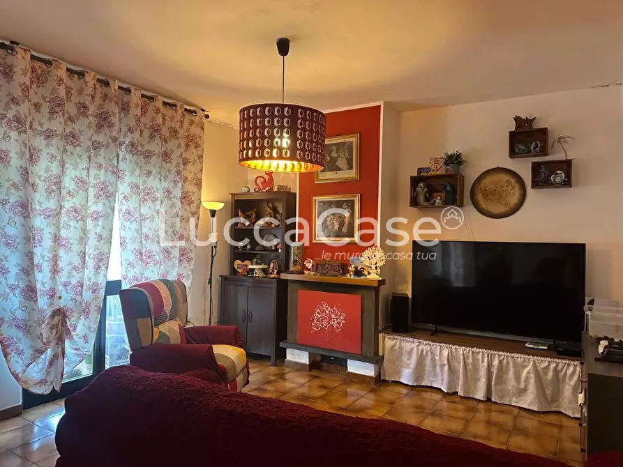 Immagine 7 di Villetta a schiera in vendita  a Barga