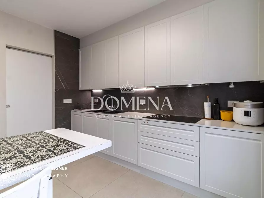 Immagine 26 di Appartamento in vendita  a Siena