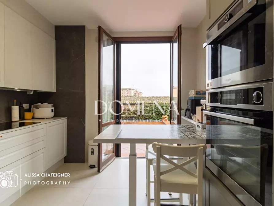 Immagine 23 di Appartamento in vendita  a Siena