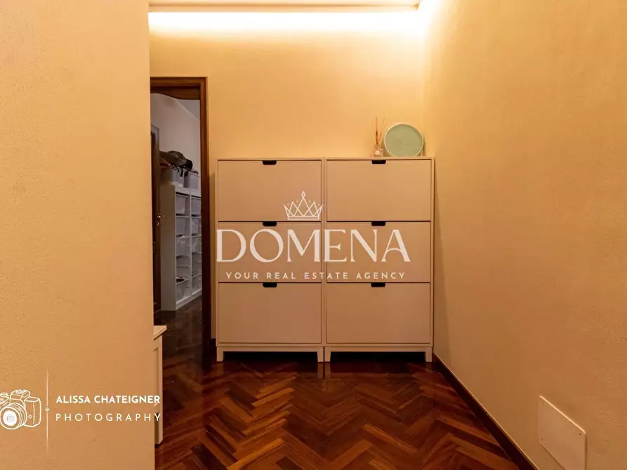 Immagine 9 di Appartamento in vendita  a Siena