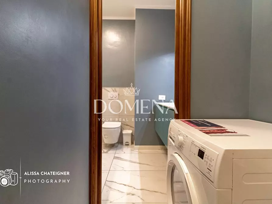 Immagine 30 di Appartamento in vendita  a Siena