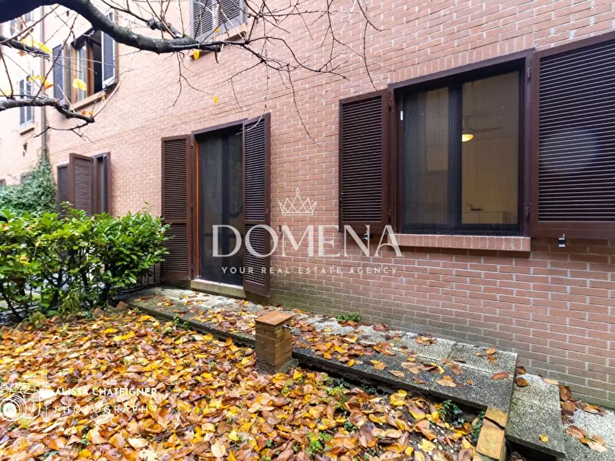 Immagine 45 di Appartamento in vendita  a Siena