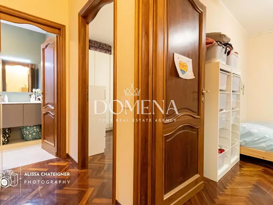 Immagine 10 di Appartamento in vendita  a Siena