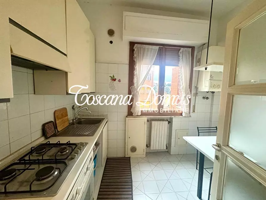 Immagine 8 di Appartamento in vendita  a Siena