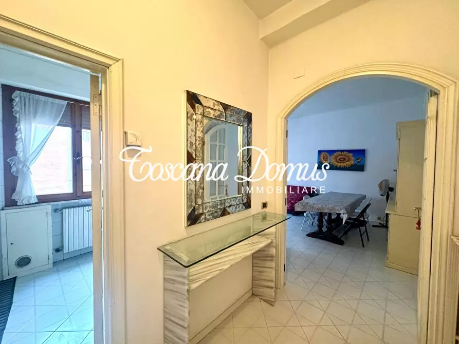 Immagine 5 di Appartamento in vendita  a Siena