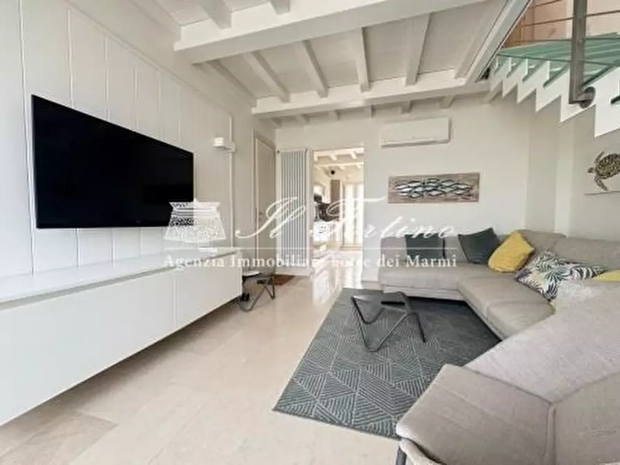 Immagine 3 di Casa bifamiliare in affitto  a Forte Dei Marmi