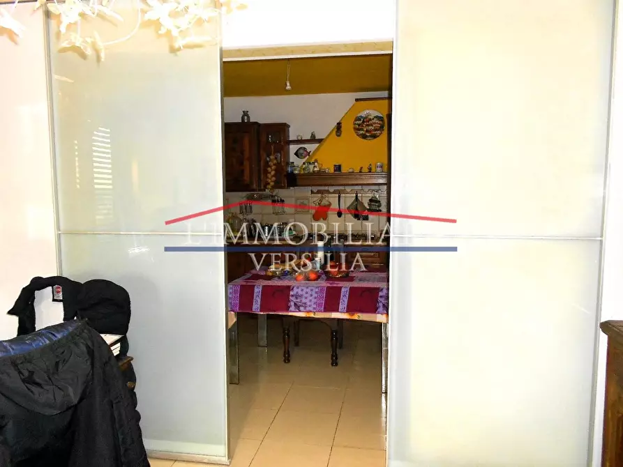 Immagine 15 di Casa bifamiliare in vendita  a Massa