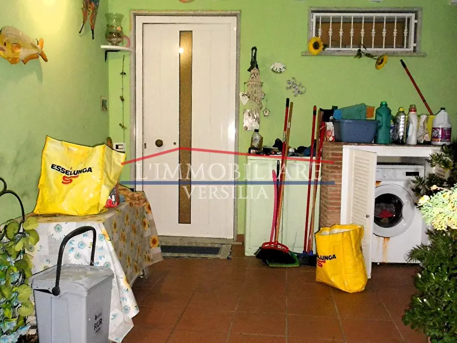Immagine 35 di Casa bifamiliare in vendita  a Massa