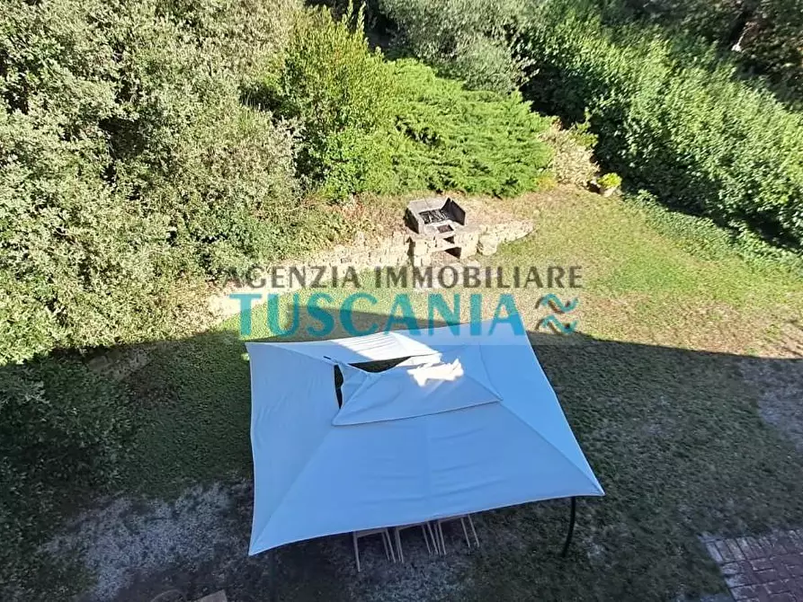Immagine 36 di Casa colonica in vendita  a Volterra