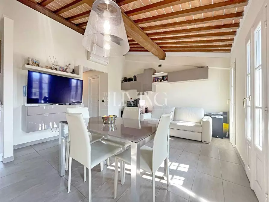 Immagine 19 di Appartamento in vendita  a Capannori