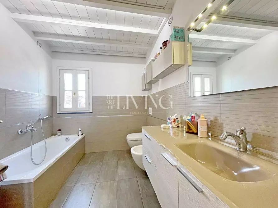 Immagine 7 di Appartamento in vendita  a Capannori