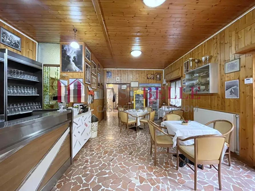 Immagine 9 di Albergo/B&B/Residence in vendita  a Stazzema