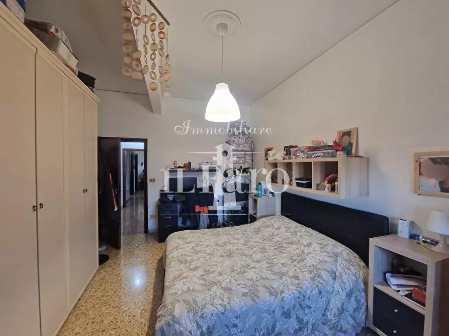 Immagine 24 di Appartamento in vendita  a Campi Bisenzio