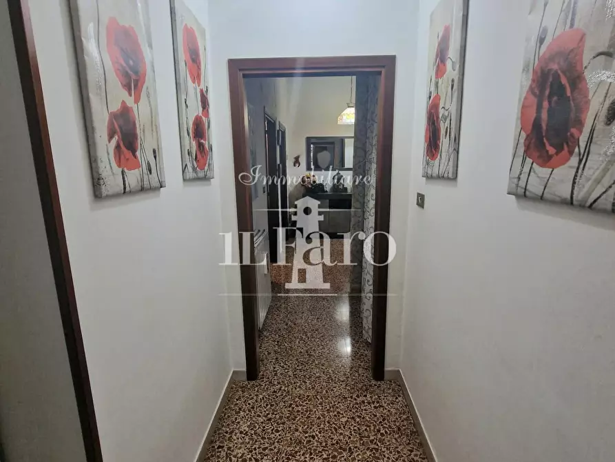 Immagine 13 di Appartamento in vendita  a Campi Bisenzio