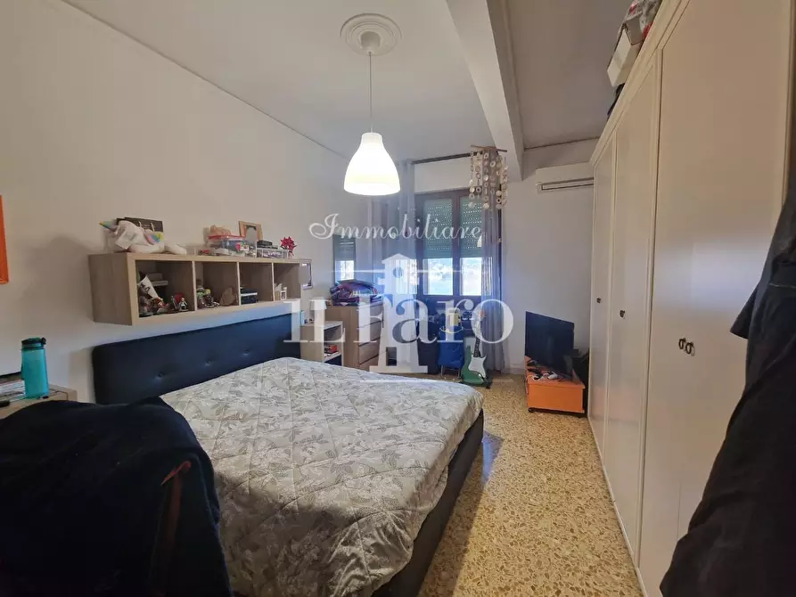 Immagine 27 di Appartamento in vendita  a Campi Bisenzio