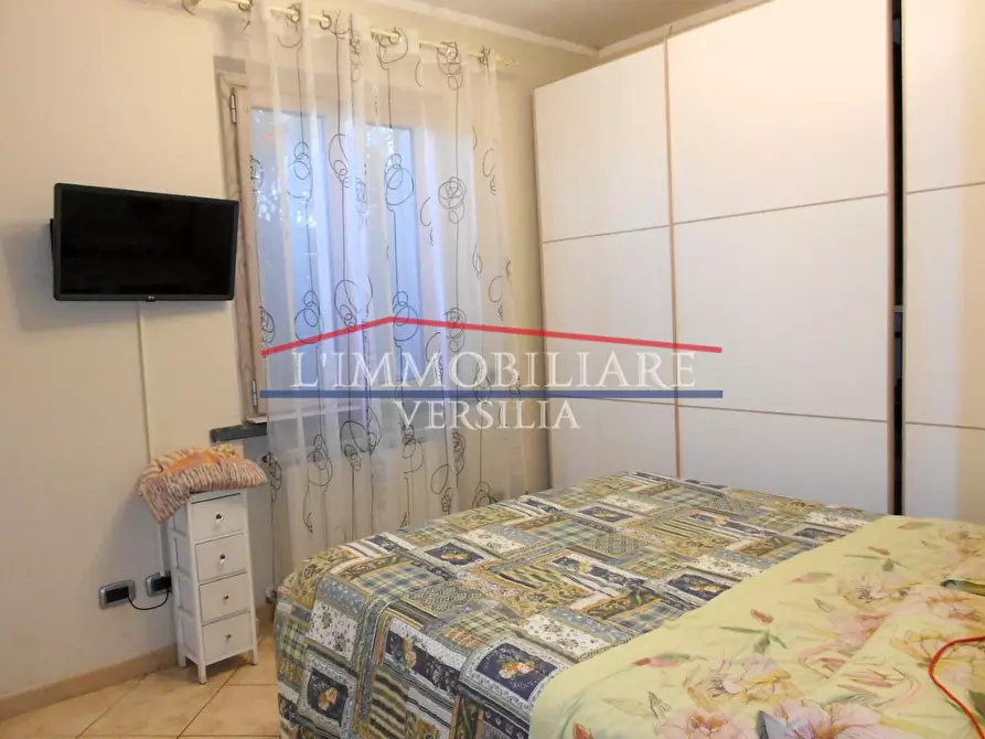 Immagine 24 di Porzione di casa in vendita  a Massa