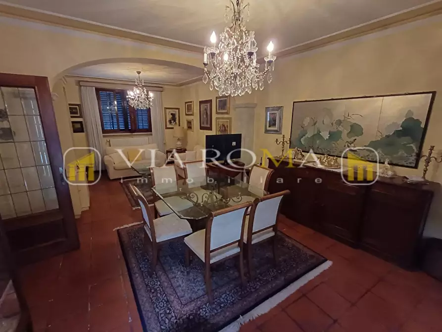 Immagine 8 di Appartamento in vendita  a Lucca