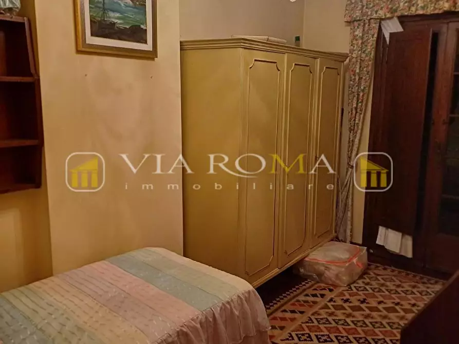 Immagine 13 di Appartamento in vendita  a Lucca