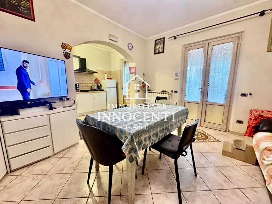 Immagine 17 di Casa bifamiliare in vendita  a Massa