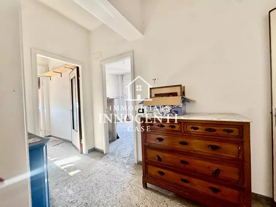 Immagine 6 di Appartamento in vendita  a Massa