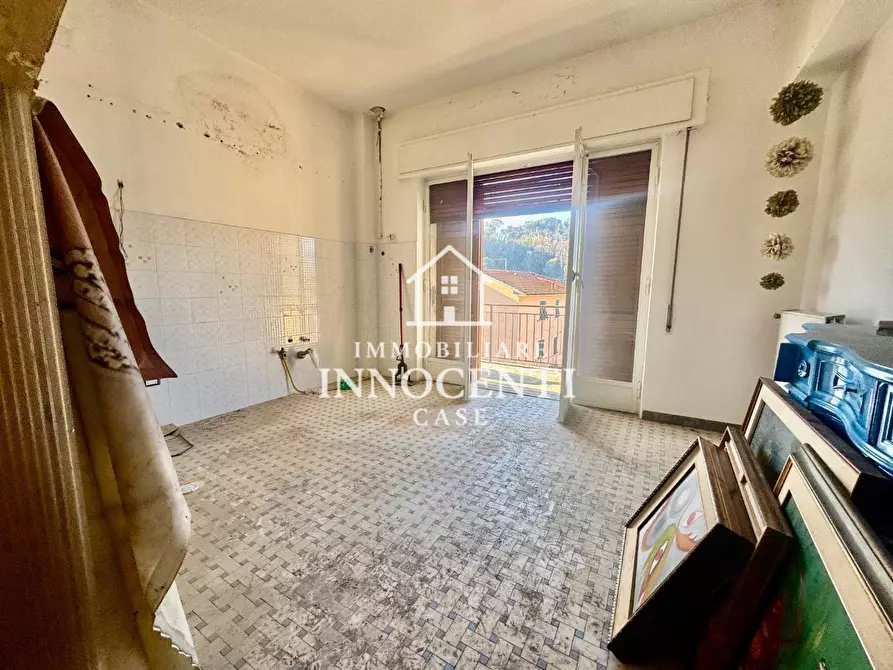 Immagine 14 di Appartamento in vendita  a Massa