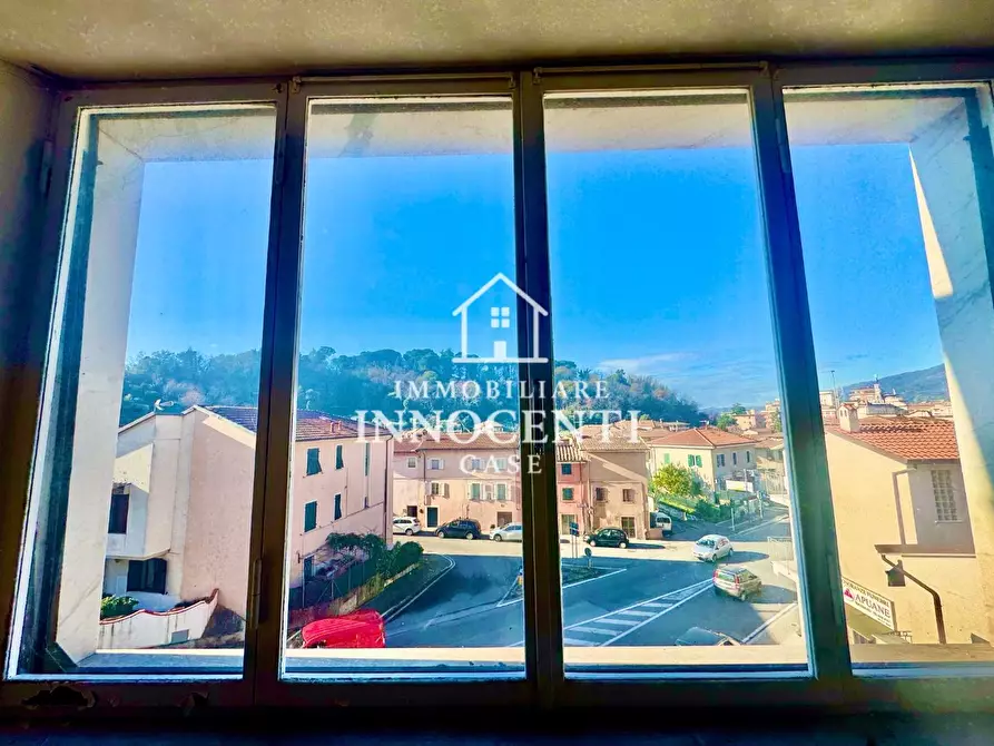 Immagine 8 di Appartamento in vendita  a Massa