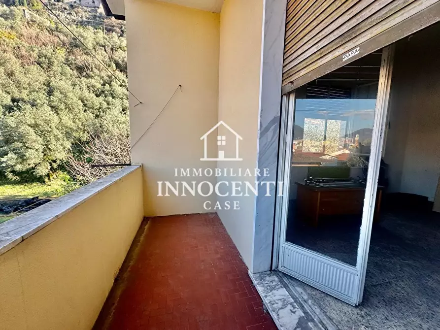 Immagine 30 di Appartamento in vendita  a Massa