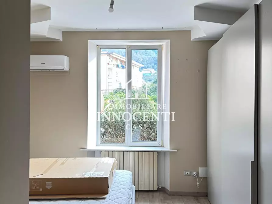 Immagine 16 di Casa bifamiliare in vendita  a Massa