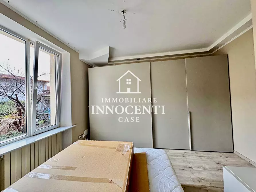 Immagine 17 di Casa bifamiliare in vendita  a Massa