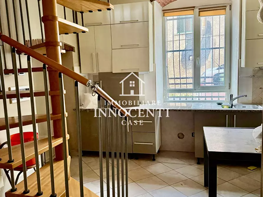 Immagine 5 di Casa bifamiliare in vendita  a Massa