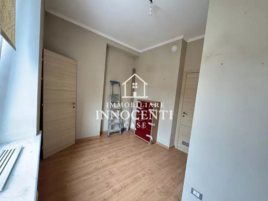 Immagine 18 di Casa bifamiliare in vendita  a Massa