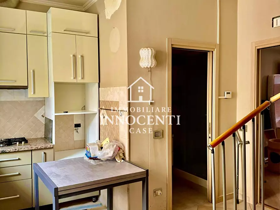 Immagine 7 di Casa bifamiliare in vendita  a Massa