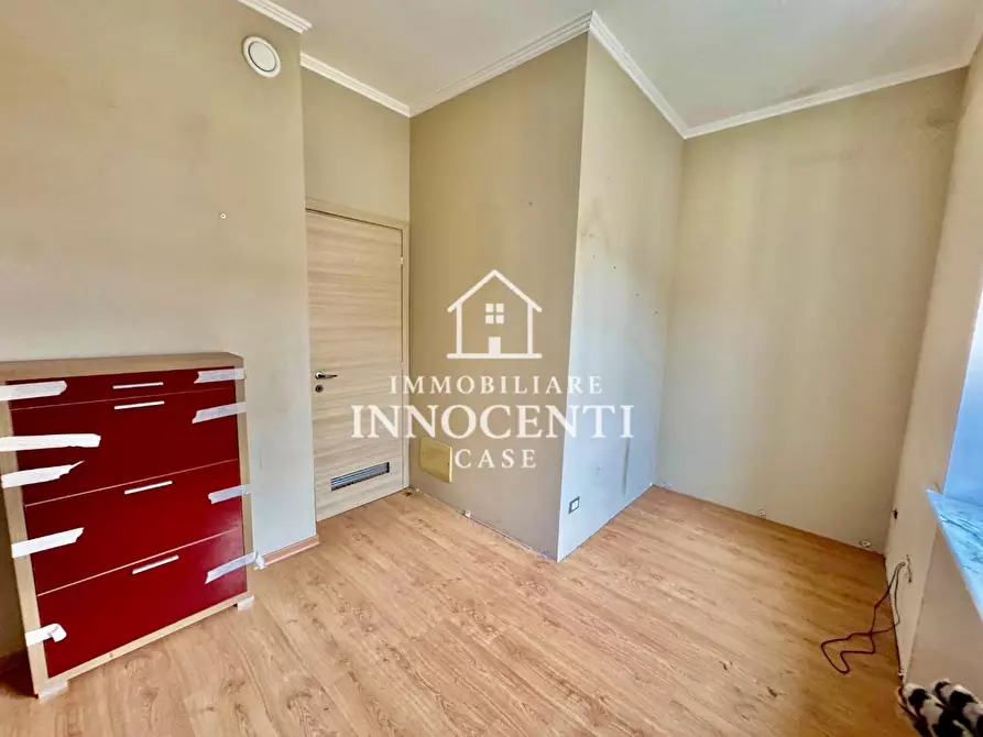 Immagine 25 di Casa bifamiliare in vendita  a Massa