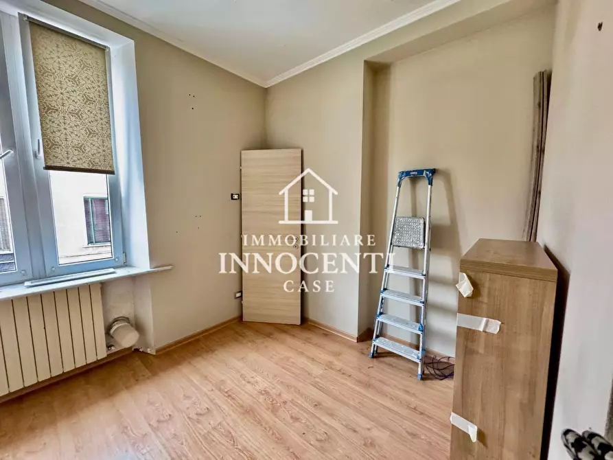 Immagine 23 di Casa bifamiliare in vendita  a Massa