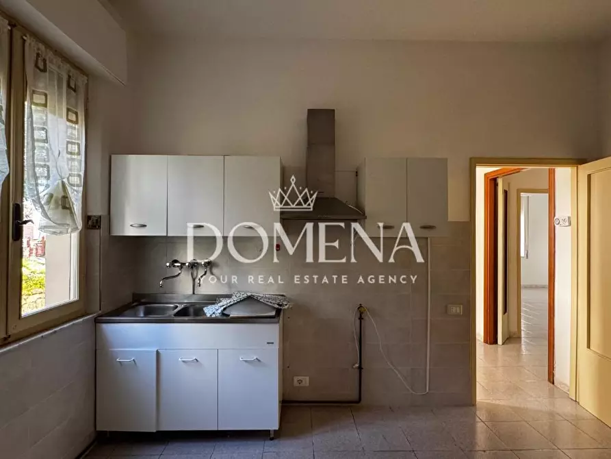 Immagine 6 di Appartamento in vendita  a Siena