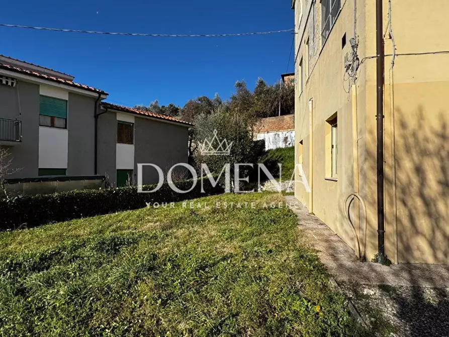 Immagine 15 di Appartamento in vendita  a Siena